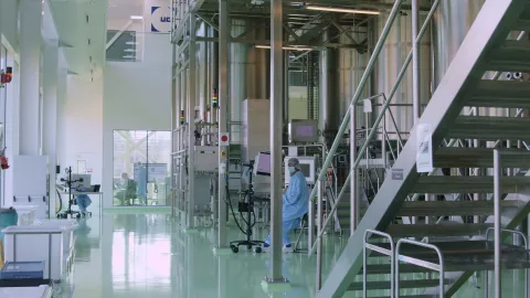 Intérieur du bâtiement dans la zone production biotech